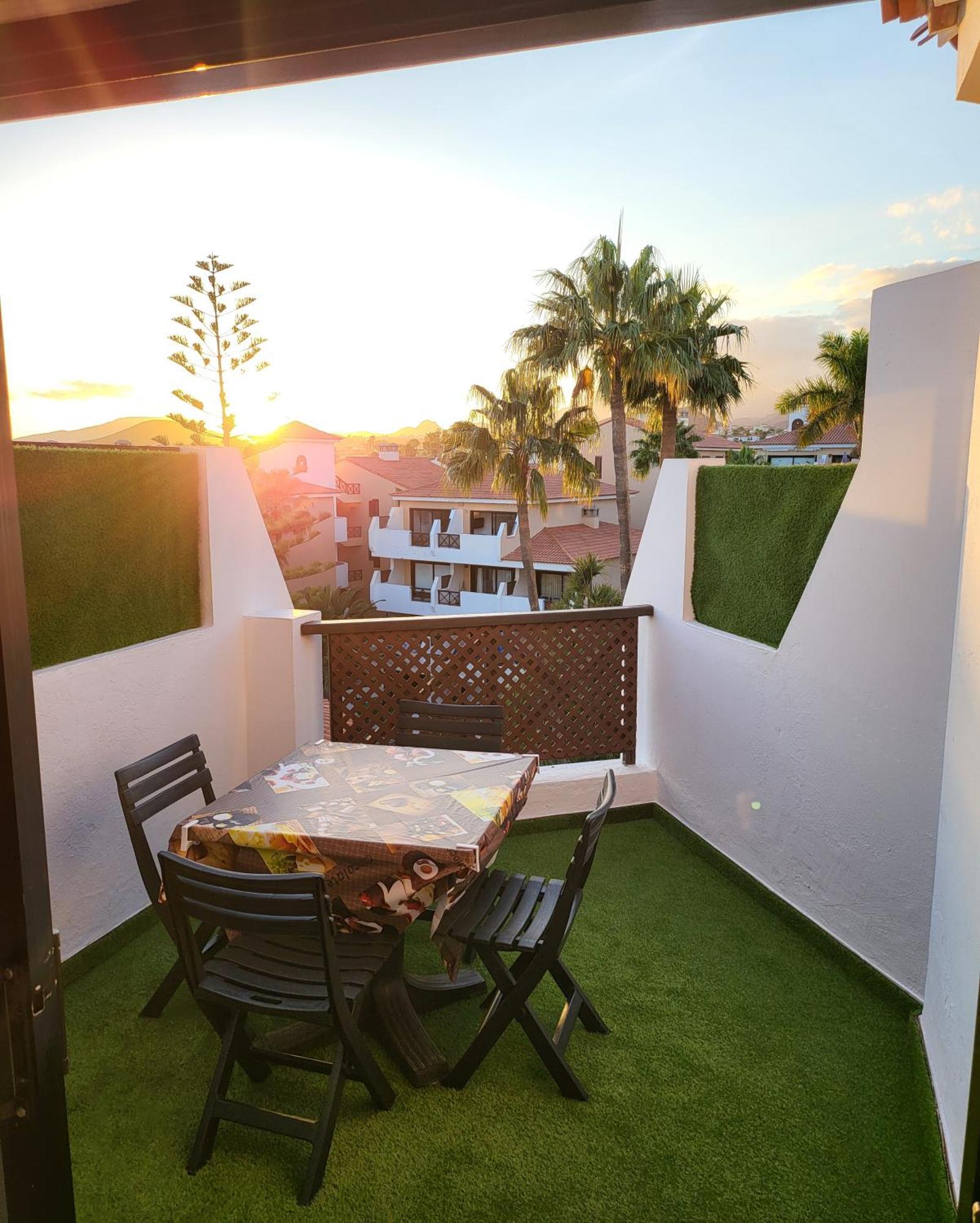Moderno Y Luminoso Atico Con Vistas Y Piscina Apartment San Miguel de Abona Exterior photo